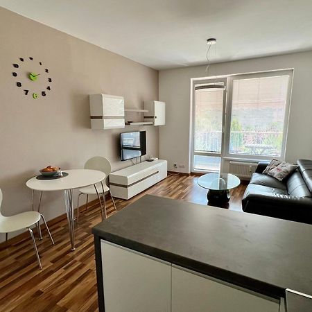 Apartment Jegeho Bratislava - Tipos Arena Bagian luar foto