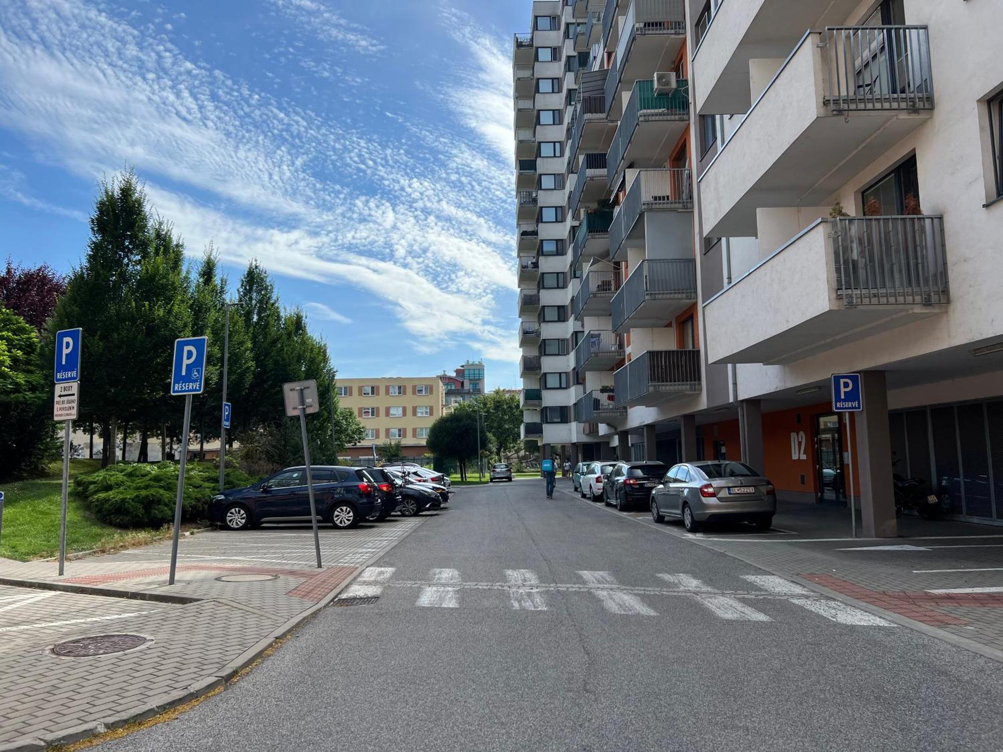 Apartment Jegeho Bratislava - Tipos Arena Bagian luar foto
