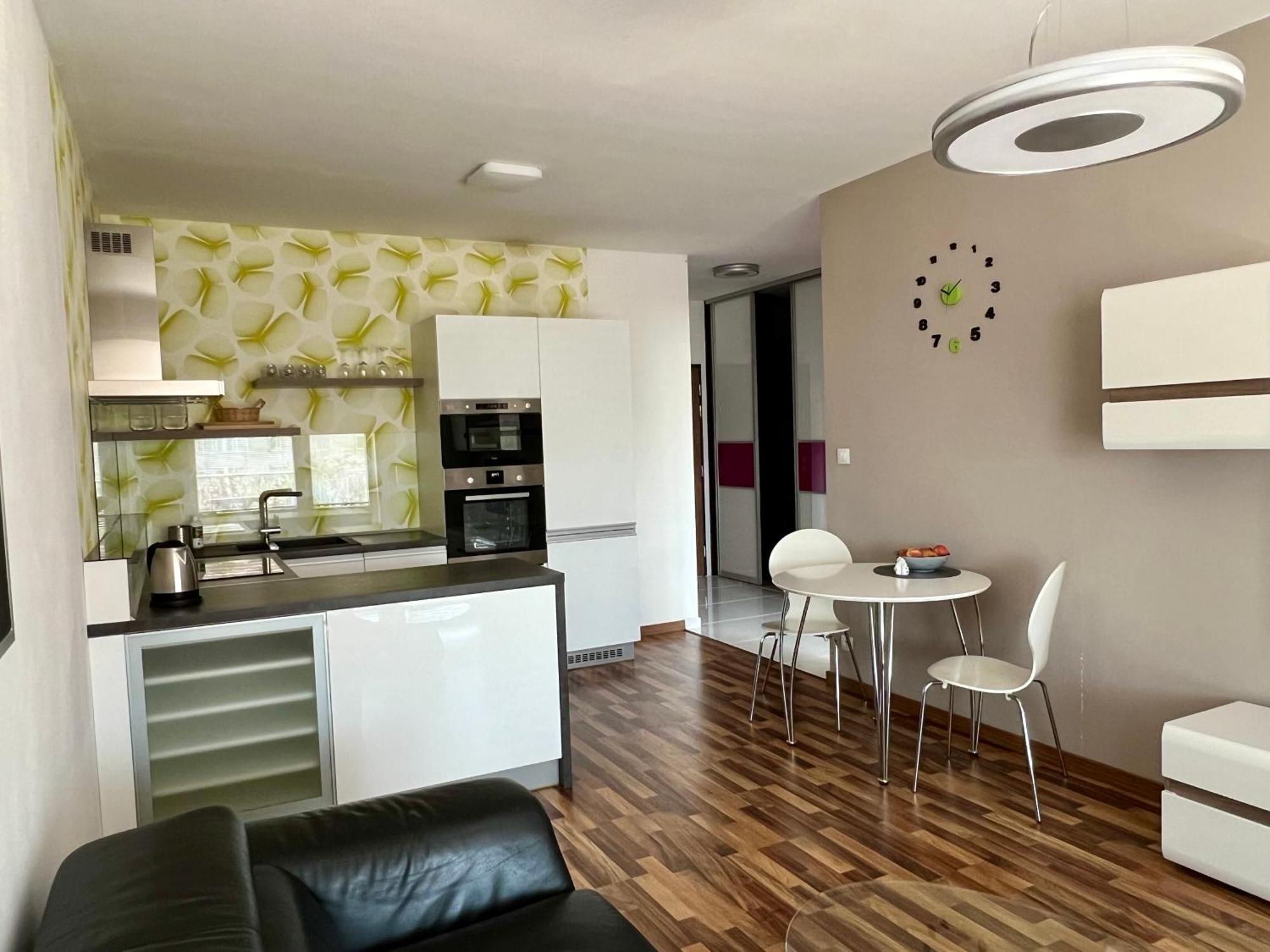 Apartment Jegeho Bratislava - Tipos Arena Bagian luar foto